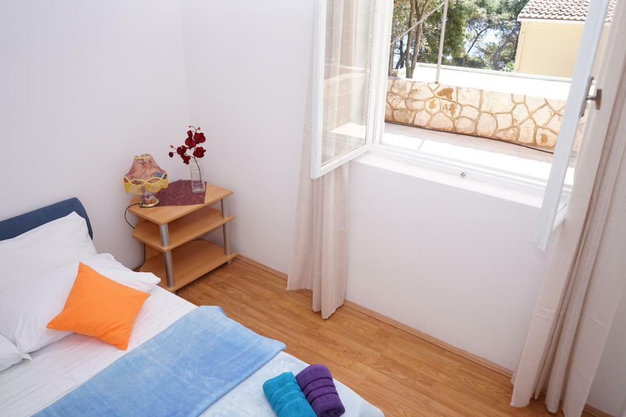 Tania Apartment Prižba Esterno foto